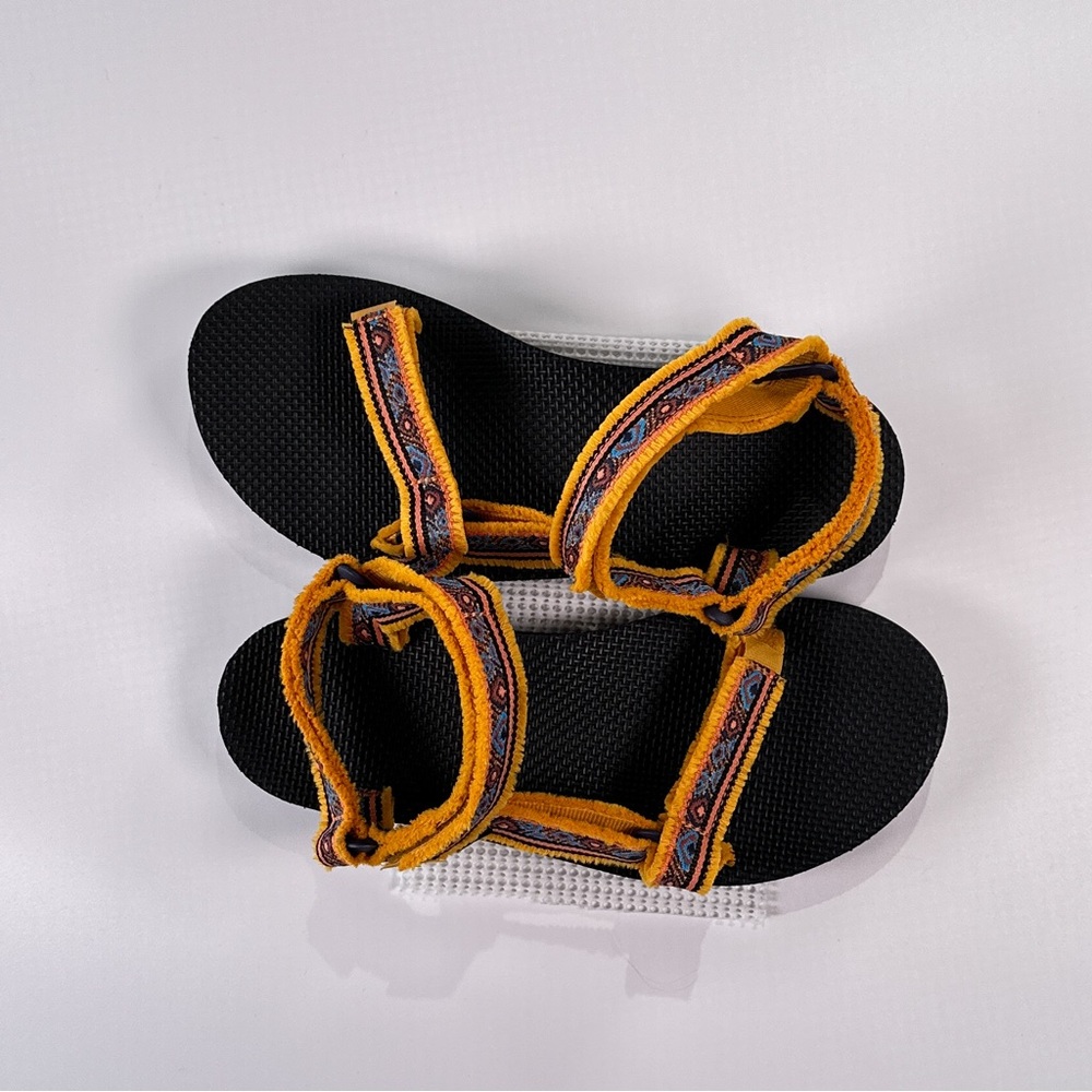 Teva Women’s Original Universal Maressa Platform Sandals 8 - Picture 2 of 7